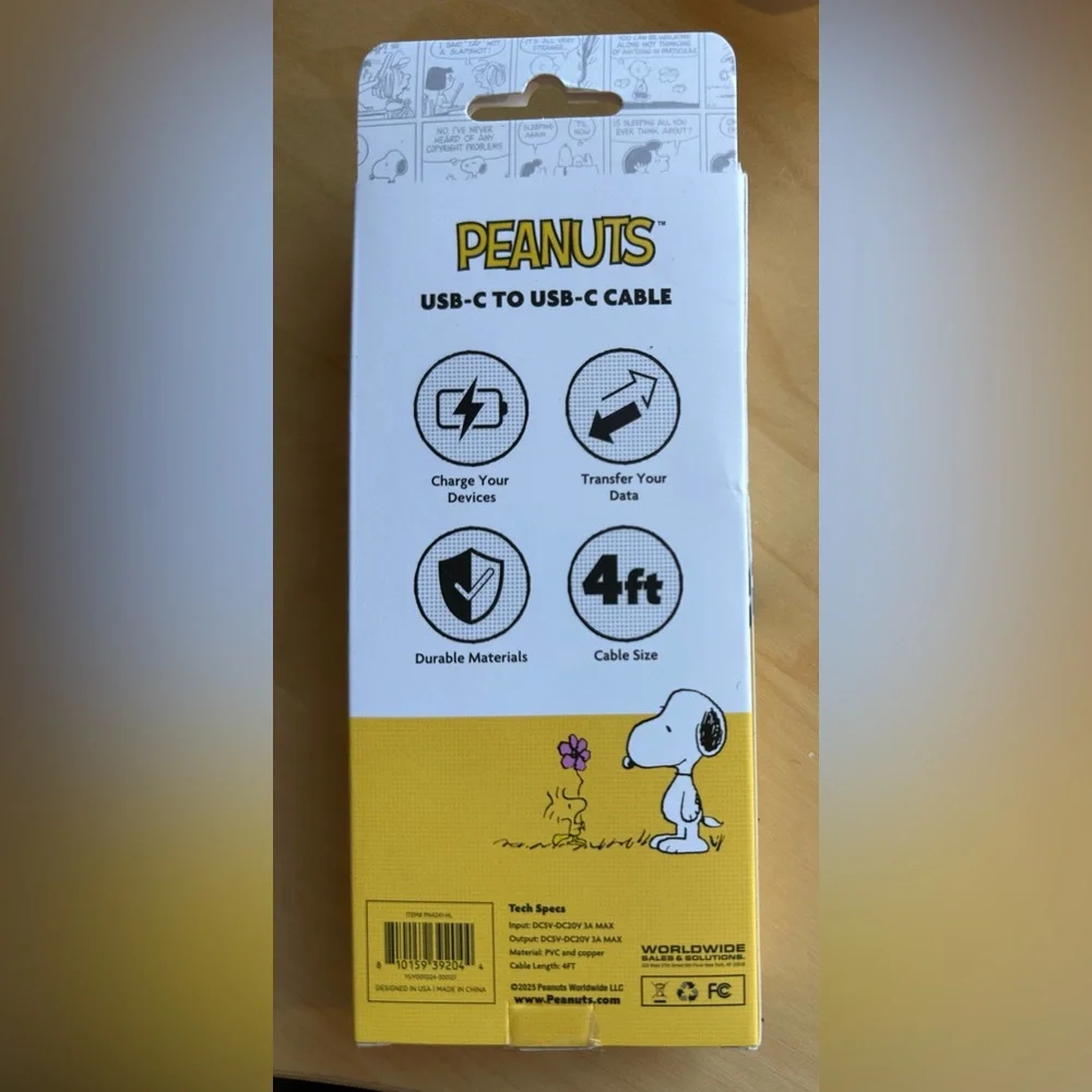 Peanuts USB-C To USB-C charging cable, NWT